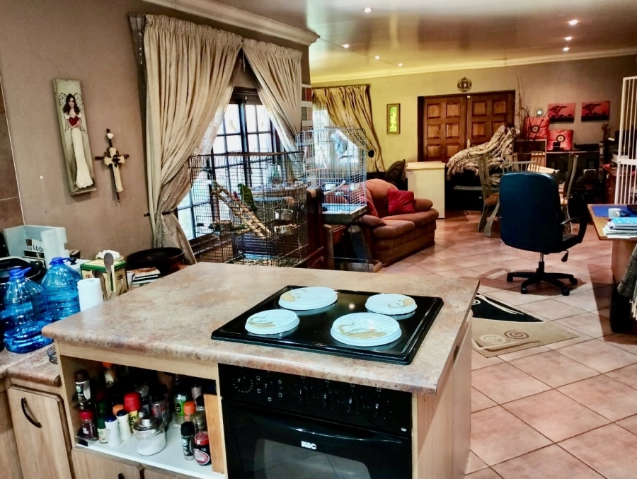 3 Bedroom Property for Sale in Songloed North West